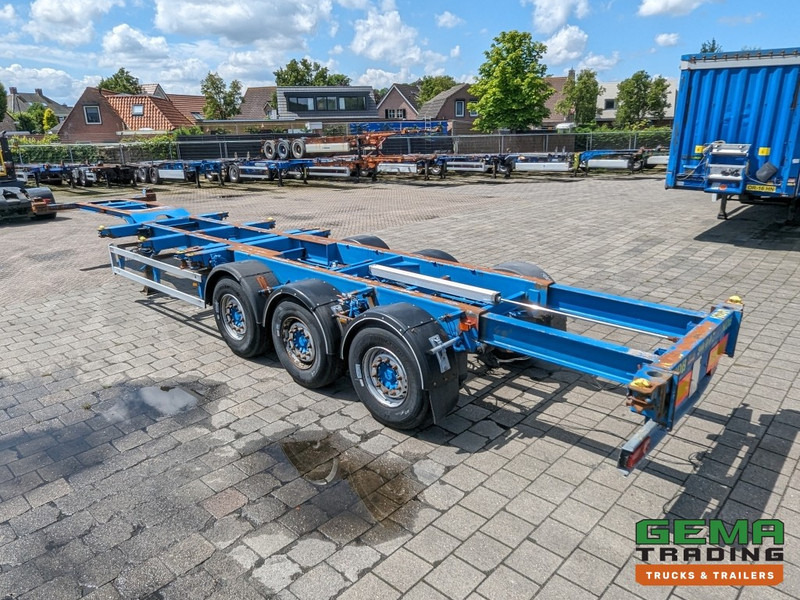 Renders ROC 12.27 CC 3-Assen MB- Lift- Axle - Discbrakes - All Connections - 5210kg (O1914) - Container transporter/ Swap body semi-trailer: picture 4 Renders ROC 12.27 CC 3-Assen MB- Lift- Axle - Discbrakes - All Connections - 5210kg (O1914) - Container transporter/ Swap body semi-trailer: picture 4