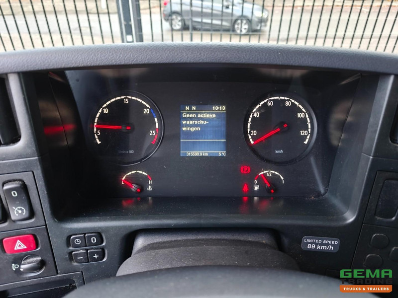 Refrigerator truck Scania P230 4x2 Dagcab Euro5 - Koel-VriesBak 7.55m + Carrier Supra 950MT + Laadklep 2000kg: picture 15 Refrigerator truck Scania P230 4x2 Dagcab Euro5 - Koel-VriesBak 7.55m + Carrier Supra 950MT + Laadklep 2000kg: picture 15