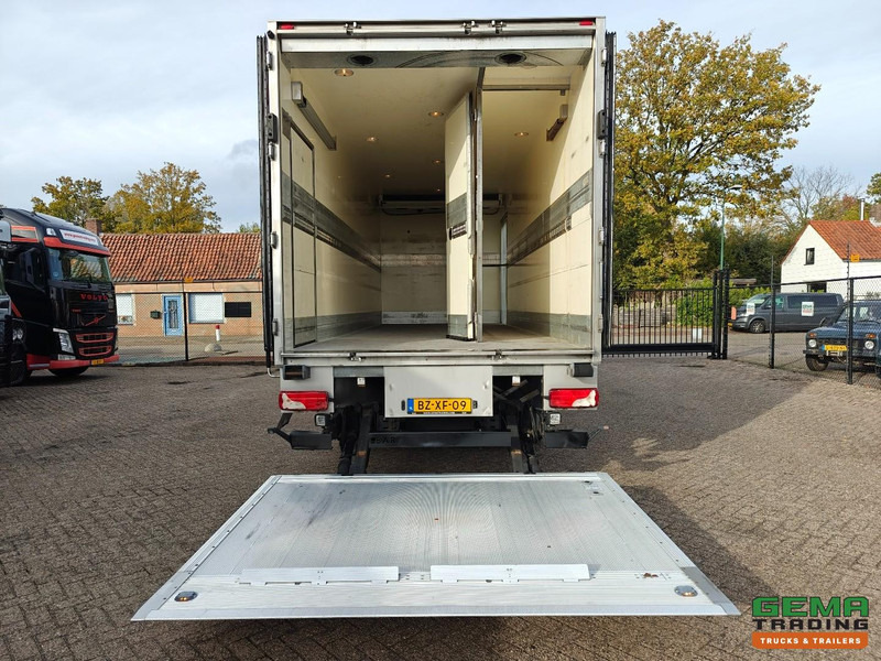 Refrigerator truck Scania P230 4x2 Dagcab Euro5 - Koel-VriesBak 7.55m + Carrier Supra 950MT + Laadklep 2000kg: picture 9 Refrigerator truck Scania P230 4x2 Dagcab Euro5 - Koel-VriesBak 7.55m + Carrier Supra 950MT + Laadklep 2000kg: picture 9