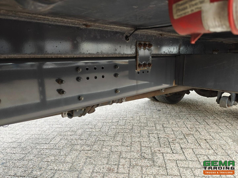 Refrigerator truck Scania P230 4x2 Dagcab Euro5 - Koel-VriesBak 7.55m + Carrier Supra 950MT + Laadklep 2000kg: picture 19 Refrigerator truck Scania P230 4x2 Dagcab Euro5 - Koel-VriesBak 7.55m + Carrier Supra 950MT + Laadklep 2000kg: picture 19