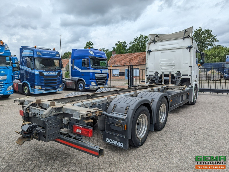Scania R500 6x2 CR20N Euro6 - Retarder - BDF systeem - Dubbele tanks - Vangmuil - Container transporter/ Swap body truck: picture 2 Scania R500 6x2 CR20N Euro6 - Retarder - BDF systeem - Dubbele tanks - Vangmuil - Container transporter/ Swap body truck: picture 2