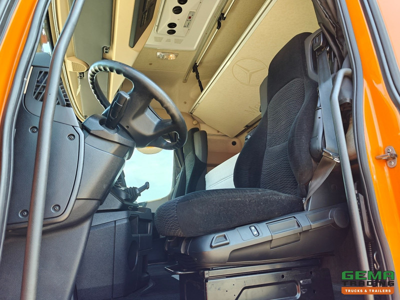Mercedes-Benz Actros 2745 6x2 Bigspace Euro6A - Retarder - Standairco - Alcoa - SMARTtachoV2 - Tractor unit: picture 5 Mercedes-Benz Actros 2745 6x2 Bigspace Euro6A - Retarder - Standairco - Alcoa - SMARTtachoV2 - Tractor unit: picture 5