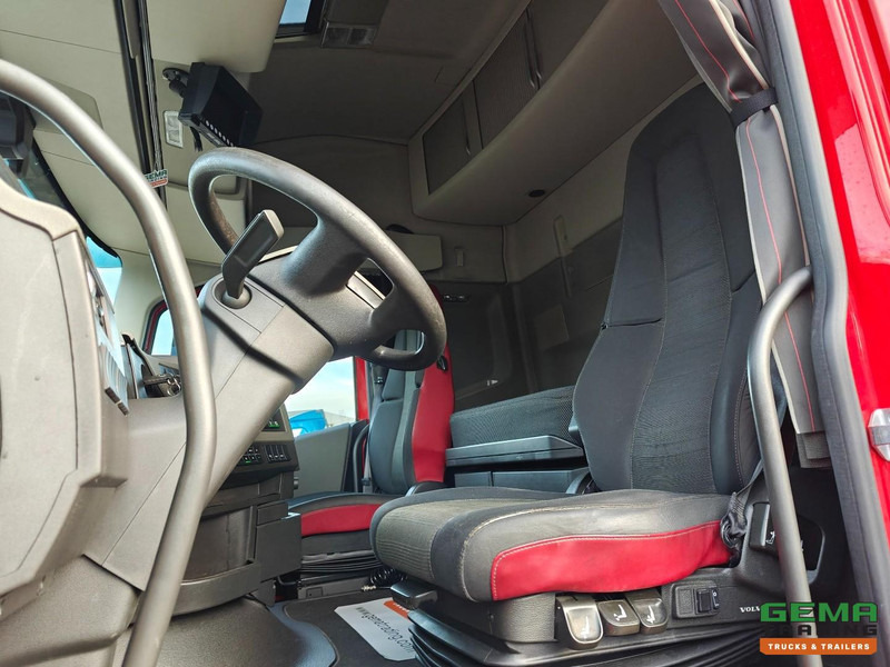 Volvo FH420 4x2 Globetrotter Euro6 - ADR - Standairco - PTO Prep - Alcoa - SmartTacho V2 - Tractor unit: picture 5 Volvo FH420 4x2 Globetrotter Euro6 - ADR - Standairco - PTO Prep - Alcoa - SmartTacho V2 - Tractor unit: picture 5