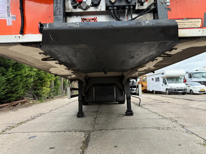 Chereau 3 Axle FRIGO Carier Vector 1850 7CM Side H260cm - Refrigerator semi-trailer: picture 2 Chereau 3 Axle FRIGO Carier Vector 1850 7CM Side H260cm - Refrigerator semi-trailer: picture 2