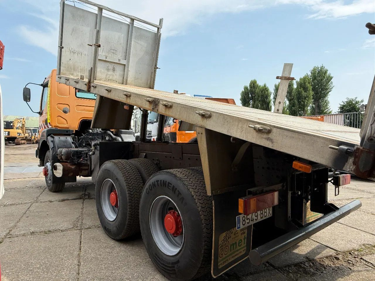 Renault Kerax 400 6X6 Tipper Spring/spring ZF Man Gear E - Tipper: picture 3 Renault Kerax 400 6X6 Tipper Spring/spring ZF Man Gear E - Tipper: picture 3