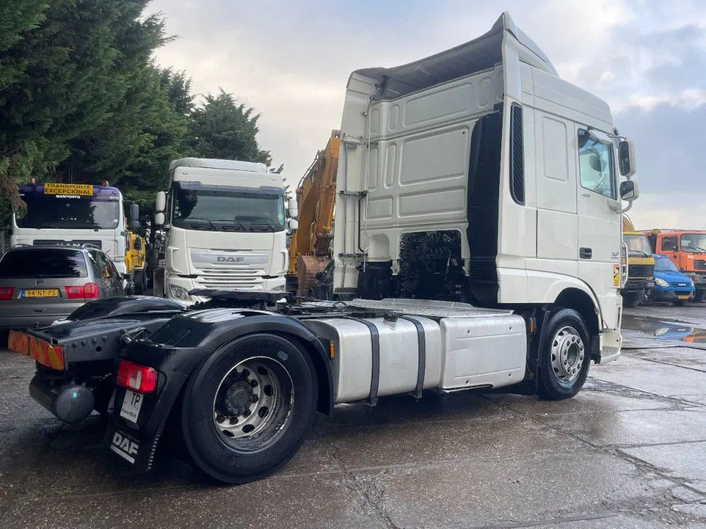 DAF XF 460 4X2 Tractor-unit Spring/Air Retarder - Tractor unit: picture 4 DAF XF 460 4X2 Tractor-unit Spring/Air Retarder - Tractor unit: picture 4