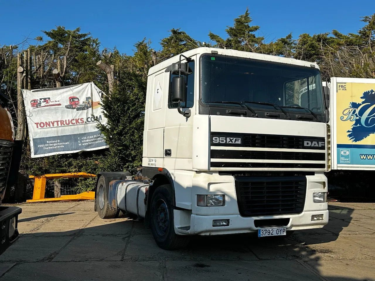 Tractor unit DAF XF 95.380 4X2 Tractor-unit Spring/Air ZF Manual DAF XF 95.380 4X2 Tractor-unit Spring/Air ZF Manual: picture 1