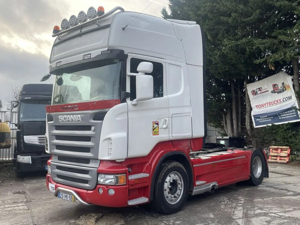 Scania R560 V8 4X2 Tractor-unit Retarder Euro5 Scania R560 V8 4X2 Tractor-unit Retarder Euro5 - Tractor unit: picture 2 Scania R560 V8 4X2 Tractor-unit Retarder Euro5 Scania R560 V8 4X2 Tractor-unit Retarder Euro5 - Tractor unit: picture 2