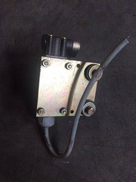 2XPosition Switch for Linde K15-4, and Still M15-4 - Steering column switch for Material handling equipment: picture 2 2XPosition Switch for Linde K15-4, and Still M15-4 - Steering column switch for Material handling equipment: picture 2