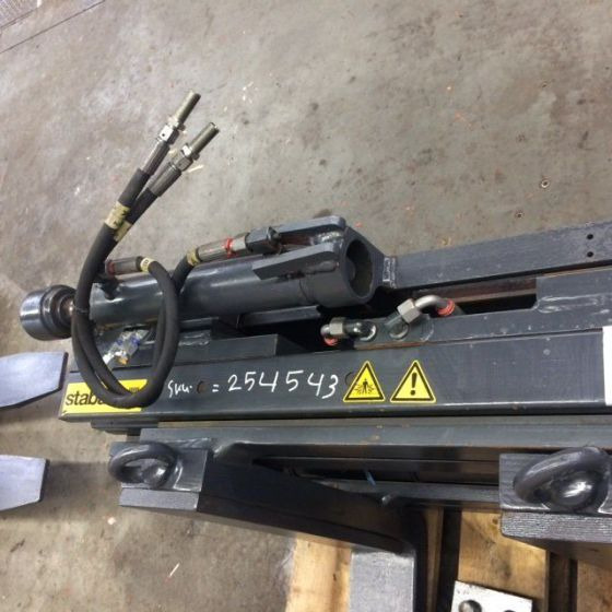 Stabau Fork positioner with separate side shift - Attachment for Material handling equipment: picture 5 Stabau Fork positioner with separate side shift - Attachment for Material handling equipment: picture 5