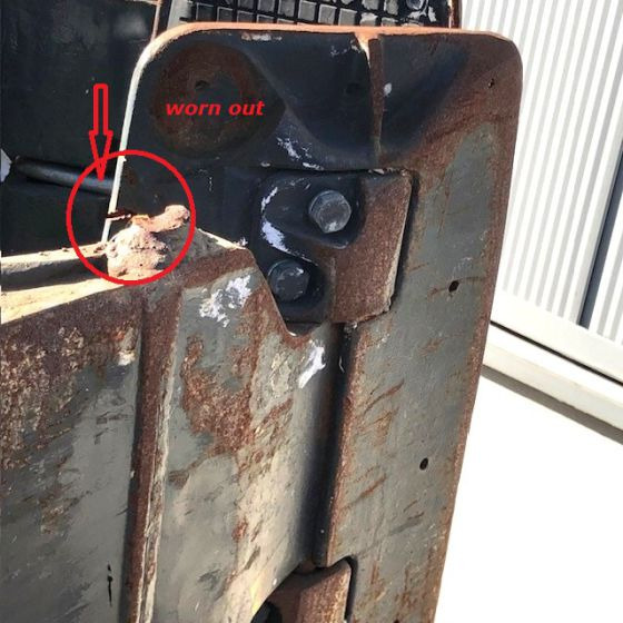 Cascade 360° Rotating Paper Roll Clamp - Clamp for Material handling equipment: picture 1 Cascade 360° Rotating Paper Roll Clamp - Clamp for Material handling equipment: picture 1