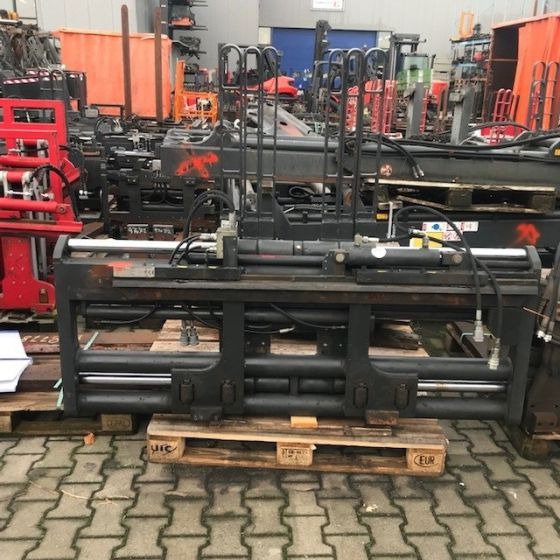 Dürwen Triple pallet handler - Forks for Material handling equipment: picture 2 Dürwen Triple pallet handler - Forks for Material handling equipment: picture 2