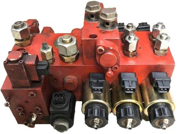 Hydraulic control valve - Hydraulic valve for Material handling equipment: picture 3 Hydraulic control valve - Hydraulic valve for Material handling equipment: picture 3