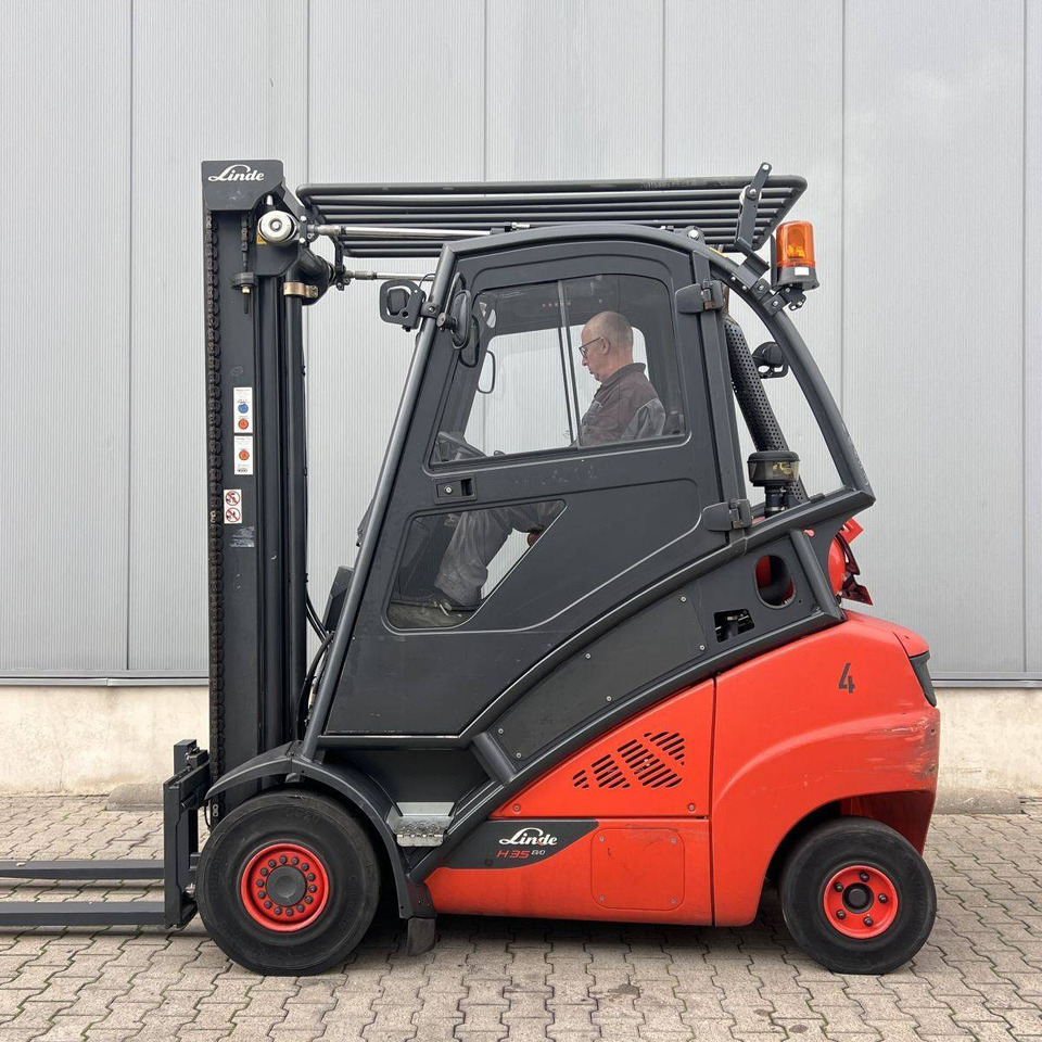 Linde H35T (393-02) EVO - LPG forklift: picture 3 Linde H35T (393-02) EVO - LPG forklift: picture 3