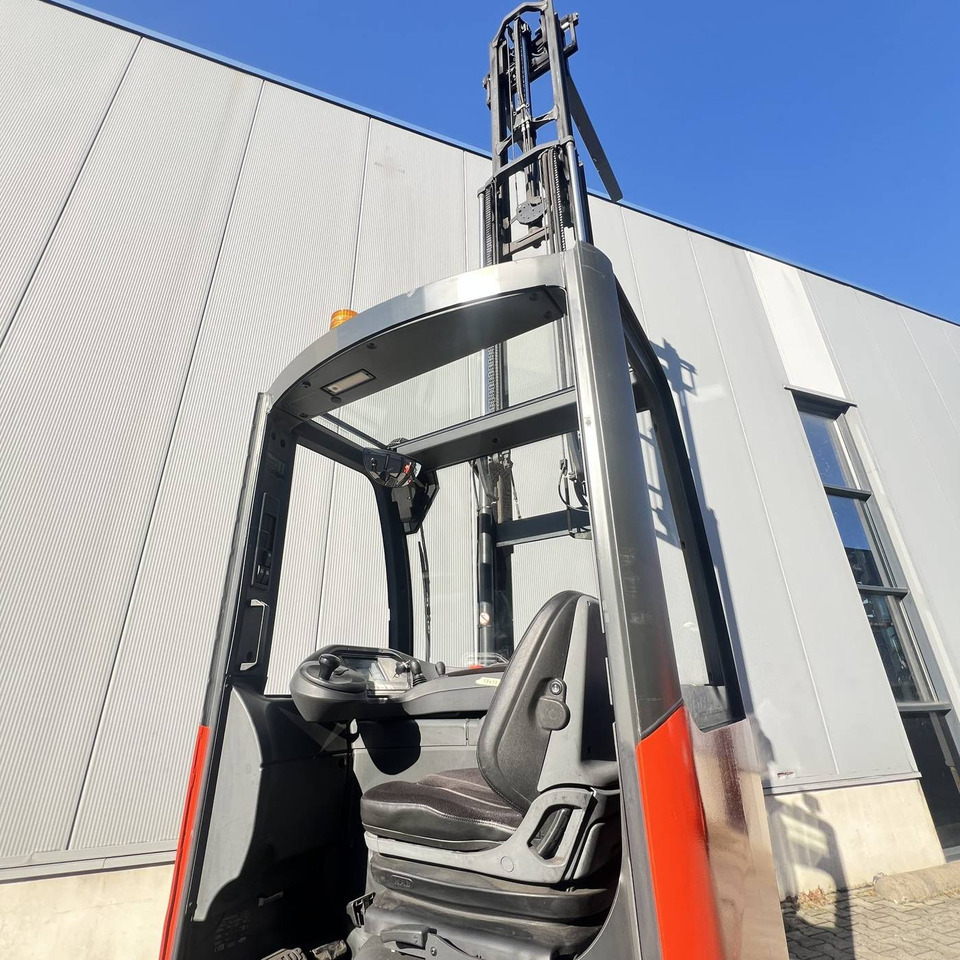 Linde R16G (1120) - Reach truck: picture 3 Linde R16G (1120) - Reach truck: picture 3