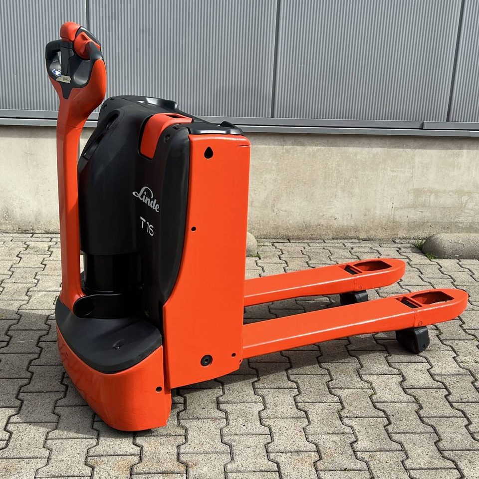 Linde T16 (1152) - Pallet truck: picture 2 Linde T16 (1152) - Pallet truck: picture 2