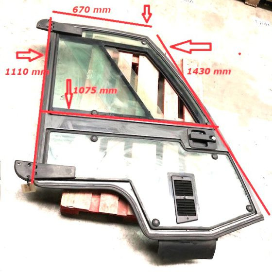 Right door for Nissan - Cab and interior for Material handling equipment: picture 3 Right door for Nissan - Cab and interior for Material handling equipment: picture 3