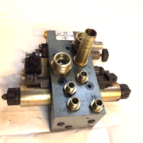 Steering block Hydraulik Still - Hydraulic valve for Material handling equipment: picture 4 Steering block Hydraulik Still - Hydraulic valve for Material handling equipment: picture 4