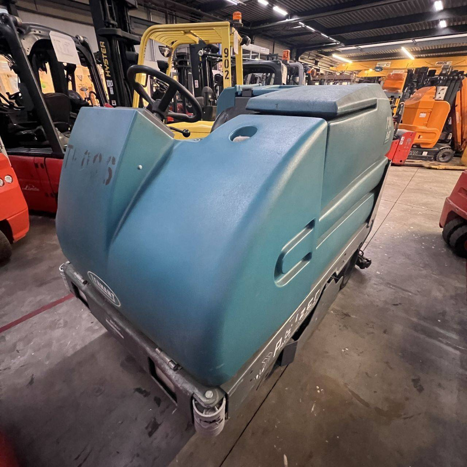 Tennant 7300 Fast - Scrubber dryer: picture 4 Tennant 7300 Fast - Scrubber dryer: picture 4