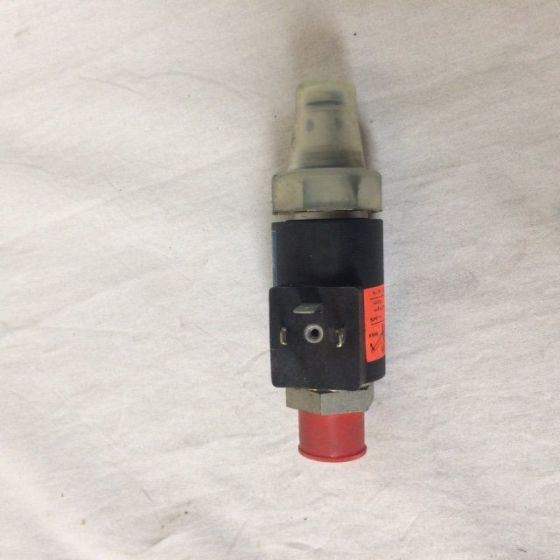 Valve for Caterpillar - Hydraulic valve for Material handling equipment: picture 2 Valve for Caterpillar - Hydraulic valve for Material handling equipment: picture 2