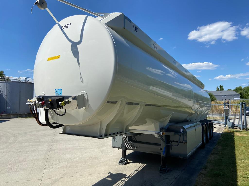LAG - Tanker semi-trailer: picture 1 LAG - Tanker semi-trailer: picture 1