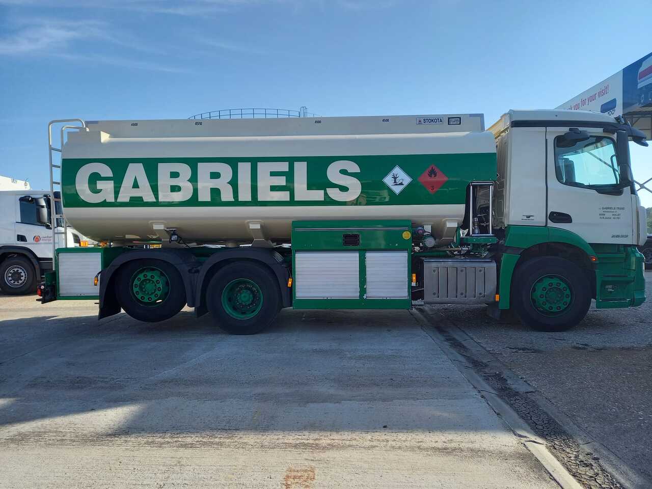 MERCEDES ANTOS - Tanker truck: picture 4 MERCEDES ANTOS - Tanker truck: picture 4