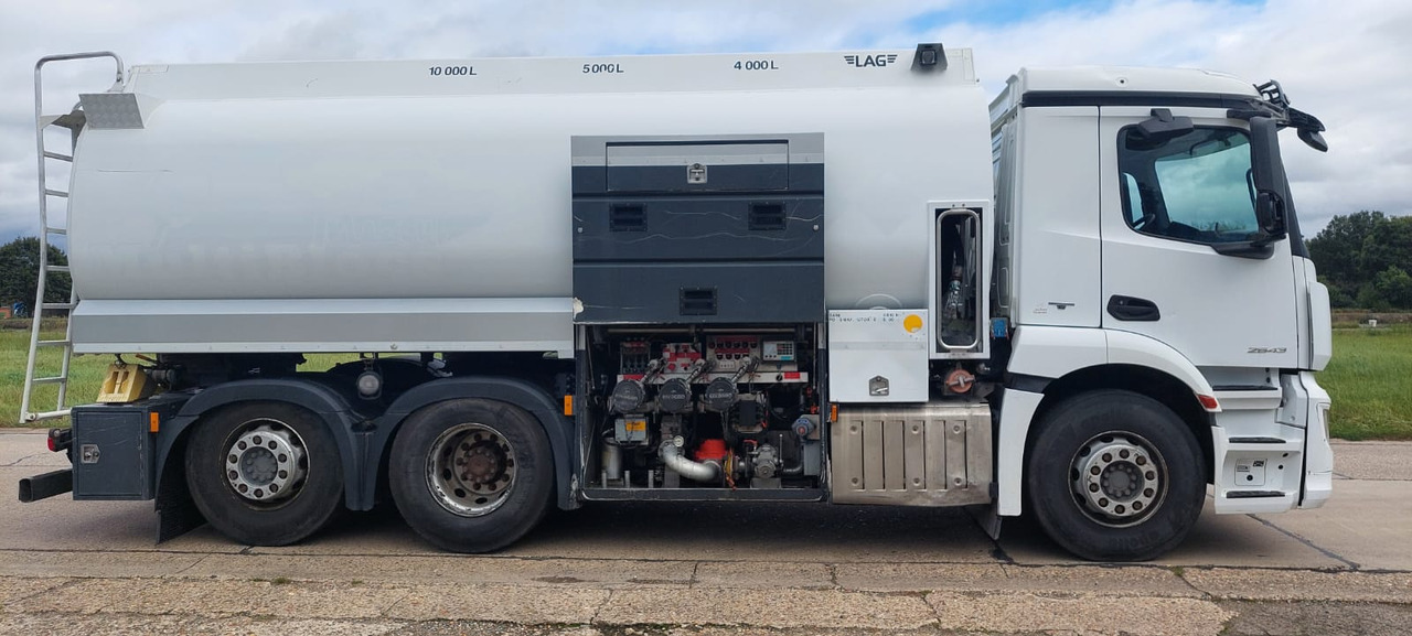 Tanker truck MERCEDES ANTOS: picture 7