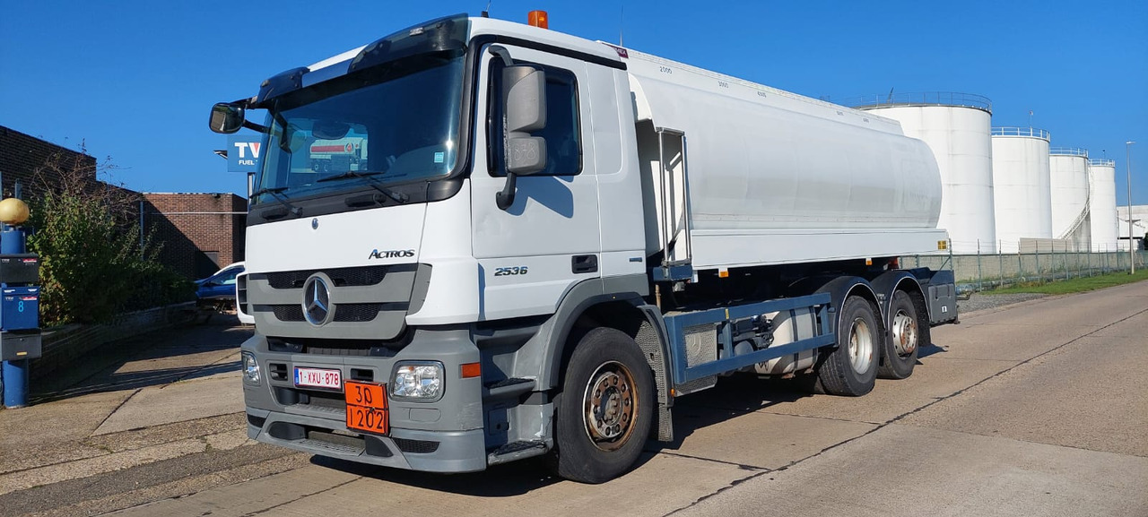 MERCEDES Actros - Tanker truck: picture 1 MERCEDES Actros - Tanker truck: picture 1
