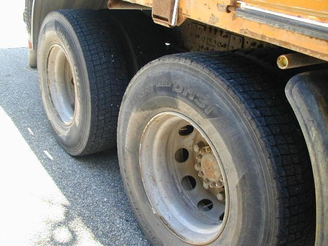 Volvo FH 12 6x4 Volvo FH 12 6x4 - Dropside/ Flatbed truck, Crane truck: picture 5 Volvo FH 12 6x4 Volvo FH 12 6x4 - Dropside/ Flatbed truck, Crane truck: picture 5