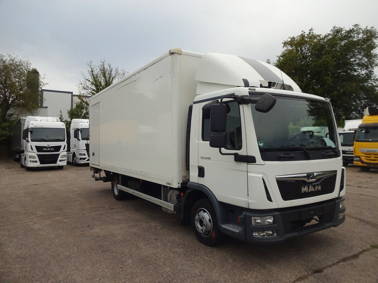 MAN TGL 8.190, LBW, Luft, Tempomat, Standheizung - Closed box van: picture 3 MAN TGL 8.190, LBW, Luft, Tempomat, Standheizung - Closed box van: picture 3