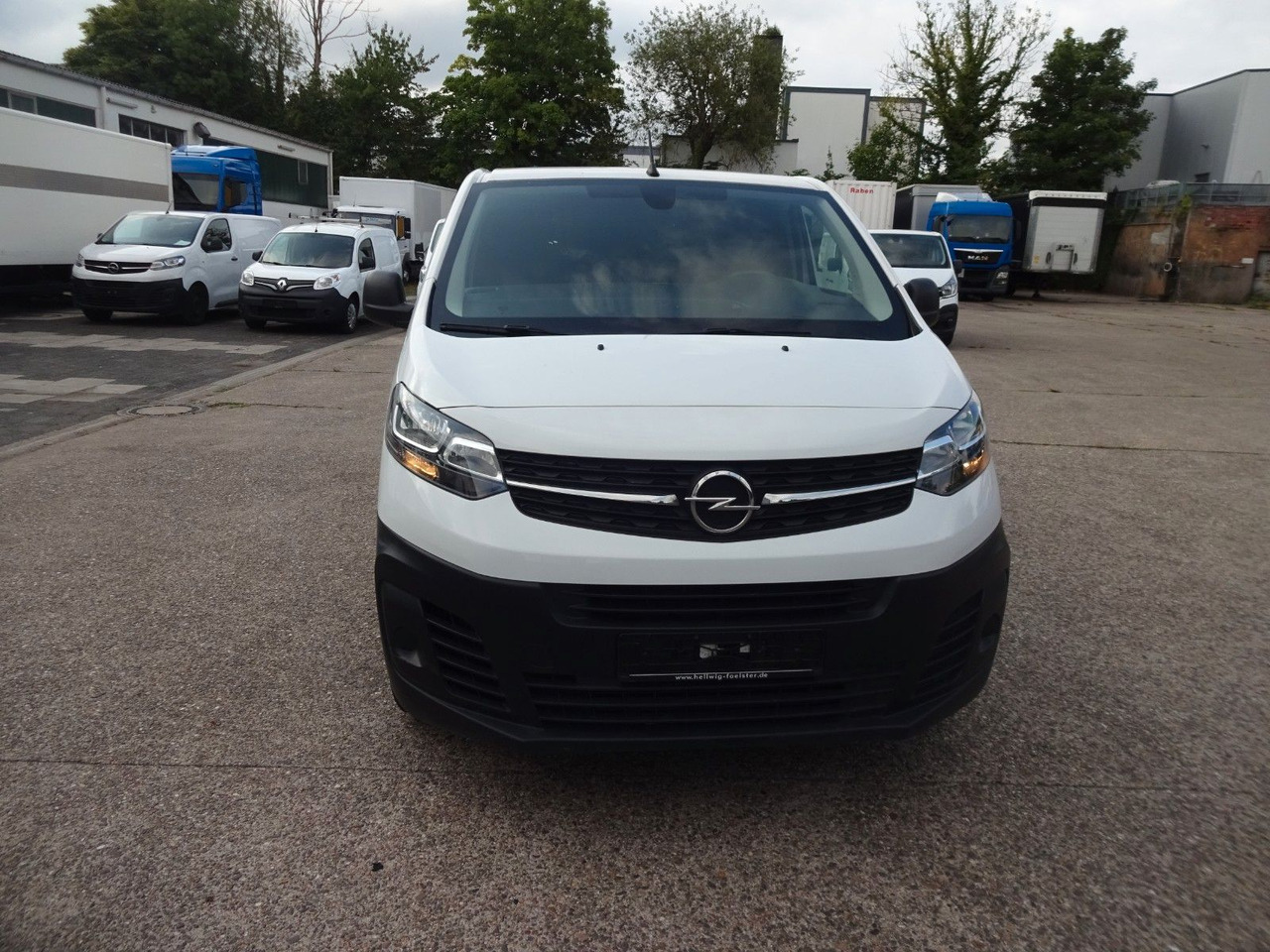 Opel Vivaro Kasten L1H1, Klima, PDC, Tempomat - Small van: picture 2 Opel Vivaro Kasten L1H1, Klima, PDC, Tempomat - Small van: picture 2