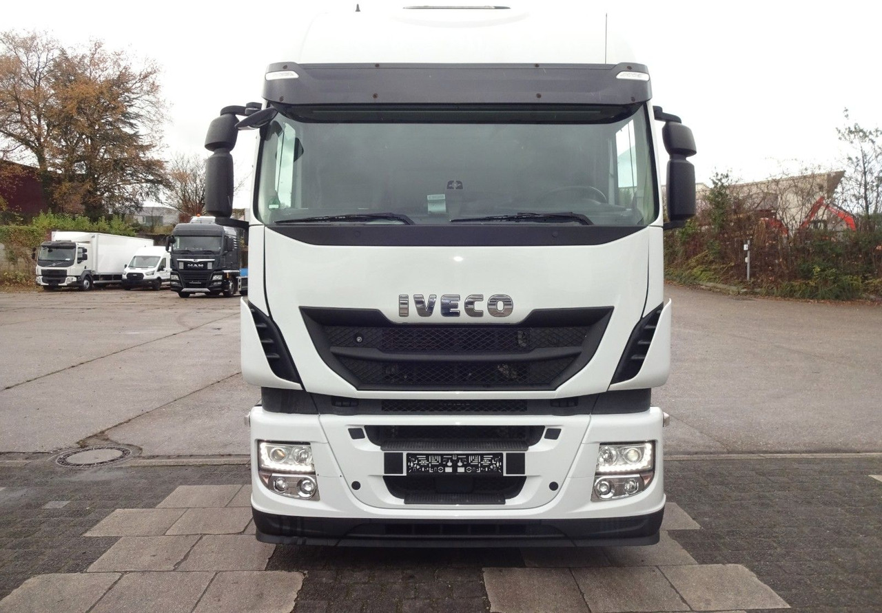 Iveco Stralis 460, Low Liner, Diesel - Tractor unit: picture 2 Iveco Stralis 460, Low Liner, Diesel - Tractor unit: picture 2