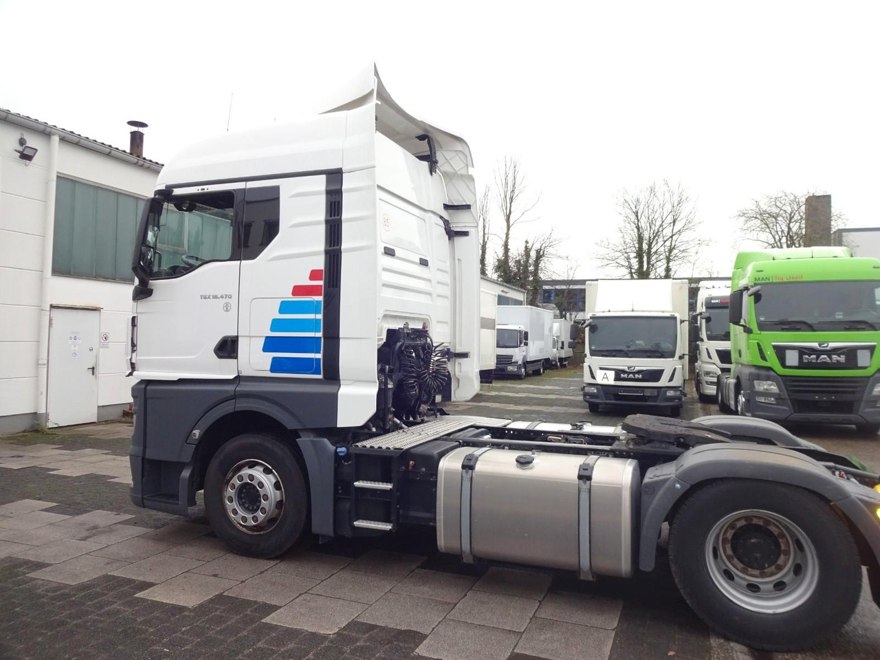 MAN TGX 18.470, XLX, Retarder, ACC, 2 x Tank - Tractor unit: picture 5 MAN TGX 18.470, XLX, Retarder, ACC, 2 x Tank - Tractor unit: picture 5