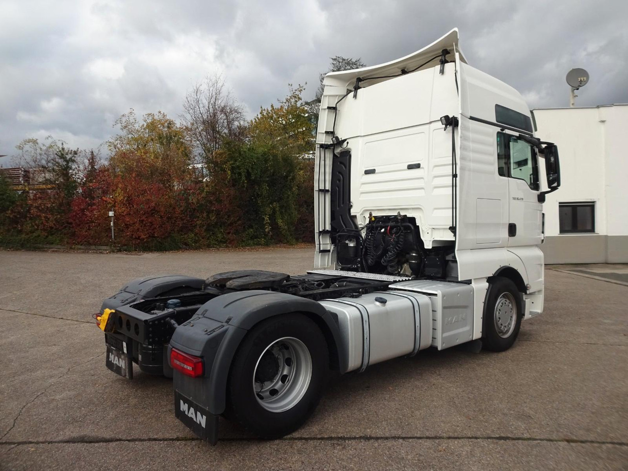 MAN TGX 18.470, XXL, Retarder, ACC, 2 x Tank - Tractor unit: picture 5 MAN TGX 18.470, XXL, Retarder, ACC, 2 x Tank - Tractor unit: picture 5