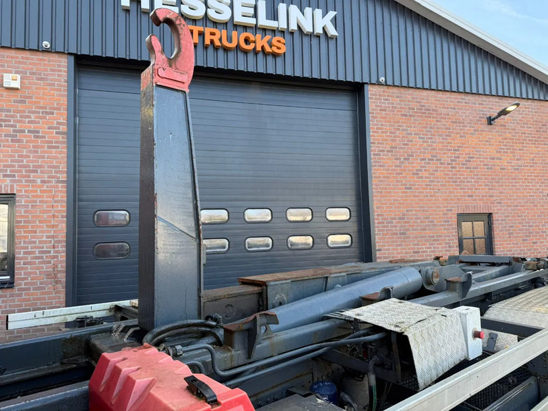 MAN TGA 26.360 6X4 Manual Haakarm/Hooklift - Hook lift truck: picture 5 MAN TGA 26.360 6X4 Manual Haakarm/Hooklift - Hook lift truck: picture 5