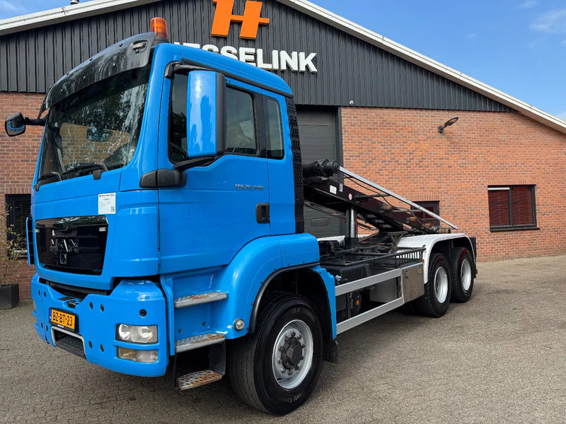 MAN TGS 26.440 6X6 30T NCH Kabel/Cable Manual EEV AHK NL Truck - Cable system truck: picture 1 MAN TGS 26.440 6X6 30T NCH Kabel/Cable Manual EEV AHK NL Truck - Cable system truck: picture 1