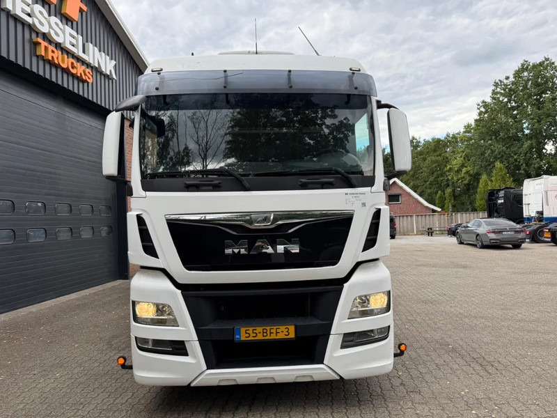 MAN TGX 18.400 XLX AHK LBW Standairco NL Truck - Container transporter/ Swap body truck: picture 2 MAN TGX 18.400 XLX AHK LBW Standairco NL Truck - Container transporter/ Swap body truck: picture 2