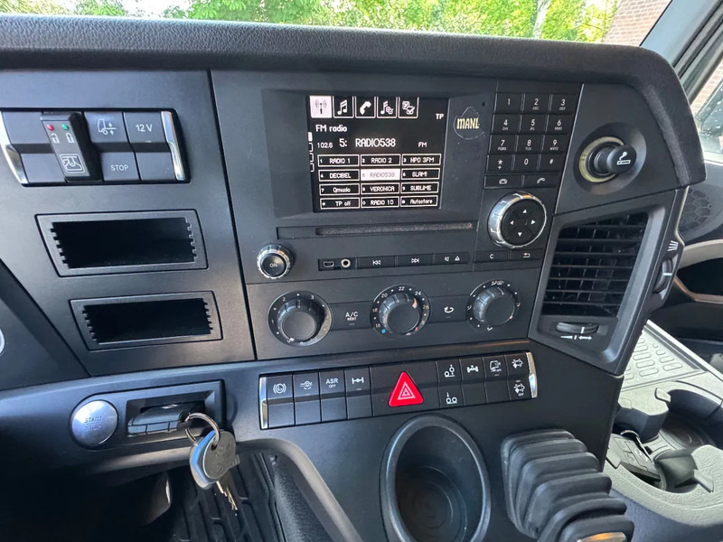 Mercedes-Benz Actros 2748 6X2 Bigspace AHK 623.380KM! 8.1M Heiwo box, Stuuras, Top condition - Box truck: picture 5 Mercedes-Benz Actros 2748 6X2 Bigspace AHK 623.380KM! 8.1M Heiwo box, Stuuras, Top condition - Box truck: picture 5