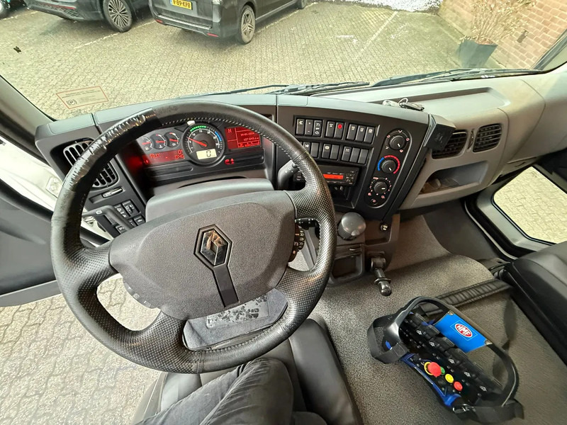 Renault D16.210 HMF 635 Kraan/Crane Afstandsbediening 107.649KM!! - Dropside/ Flatbed truck, Crane truck: picture 5 Renault D16.210 HMF 635 Kraan/Crane Afstandsbediening 107.649KM!! - Dropside/ Flatbed truck, Crane truck: picture 5