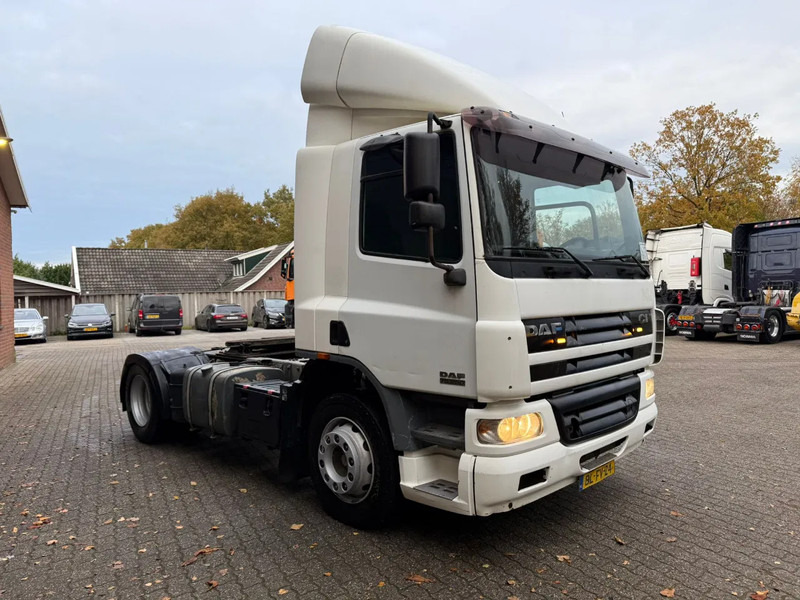 DAF CF 75.250 Handgeschakeld/Manual EURO 3 - Tractor unit: picture 4 DAF CF 75.250 Handgeschakeld/Manual EURO 3 - Tractor unit: picture 4