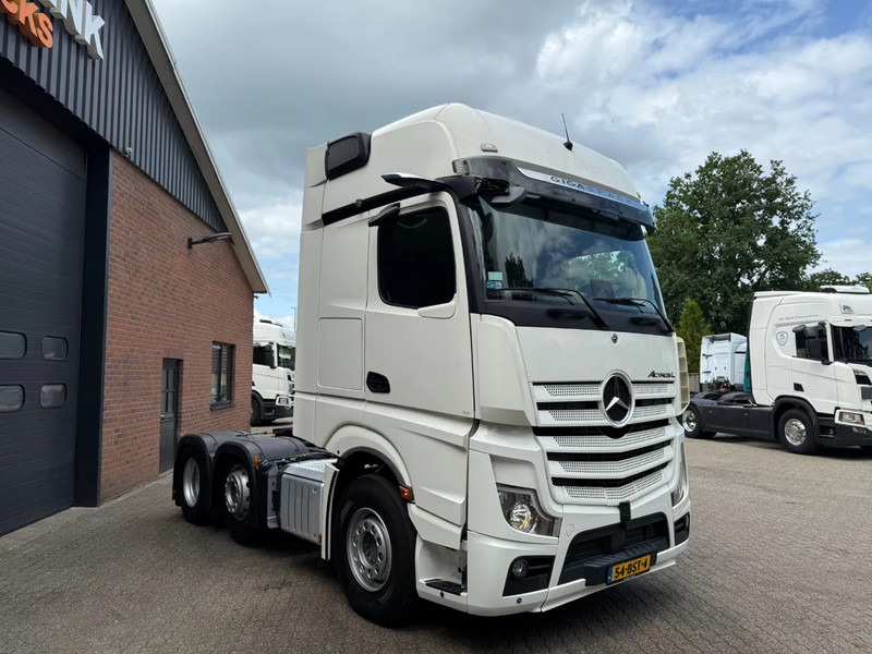 Mercedes-Benz Actros 2545 6X2 Gigaspace Standairco NL Truck 327.240KM Gestuurde voorloopas - Tractor unit: picture 2 Mercedes-Benz Actros 2545 6X2 Gigaspace Standairco NL Truck 327.240KM Gestuurde voorloopas - Tractor unit: picture 2