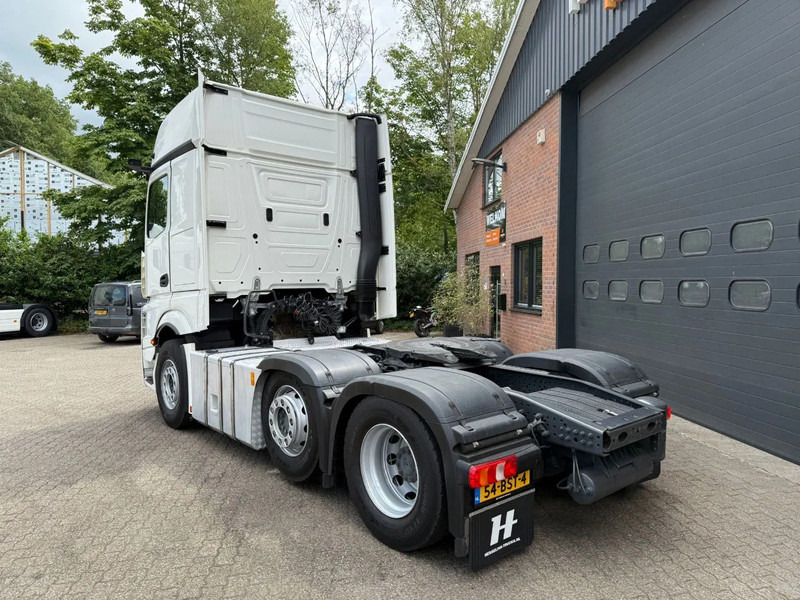 Mercedes-Benz Actros 2545 6X2 Gigaspace Standairco NL Truck 375.520KM Gestuurde voorloopas - Tractor unit: picture 4 Mercedes-Benz Actros 2545 6X2 Gigaspace Standairco NL Truck 375.520KM Gestuurde voorloopas - Tractor unit: picture 4