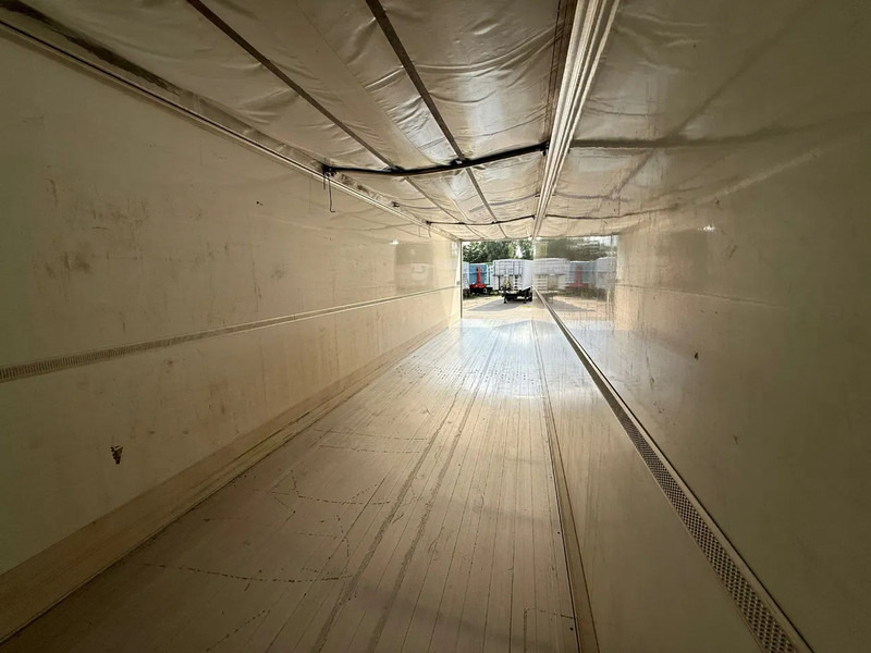 Walking floor semi-trailer kraker CF-ISO Koel / Walkingfloor Thermo King SLX 400 Nieuwstaat: picture 17 Walking floor semi-trailer kraker CF-ISO Koel / Walkingfloor Thermo King SLX 400 Nieuwstaat: picture 17