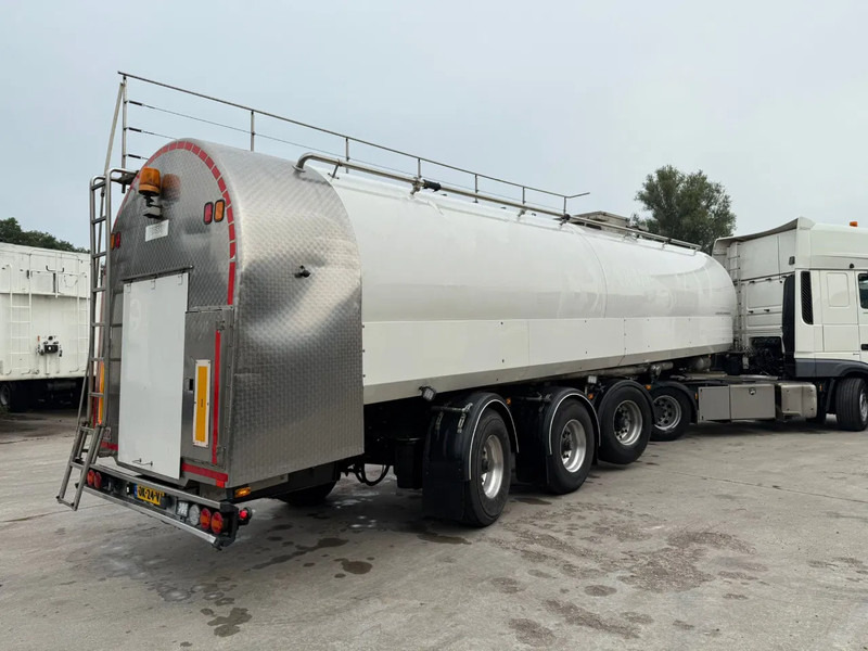 Lako 34.000L RVS/Edelstahl Melk/Milch/Food/Lebensmittel 2X Stuuras - Tanker semi-trailer: picture 2 Lako 34.000L RVS/Edelstahl Melk/Milch/Food/Lebensmittel 2X Stuuras - Tanker semi-trailer: picture 2
