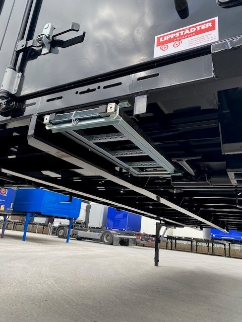 Krone BDF-System, 7.450 mm lang, Eckhöhe: 2.750 mm. - Curtainside swap body: picture 2 Krone BDF-System, 7.450 mm lang, Eckhöhe: 2.750 mm. - Curtainside swap body: picture 2