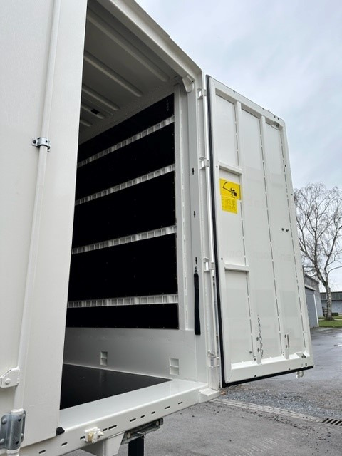 Krone BDF-System, 7.450 mm lang, Möbel - Wechselkoffer - Swap body - box: picture 4 Krone BDF-System, 7.450 mm lang, Möbel - Wechselkoffer - Swap body - box: picture 4