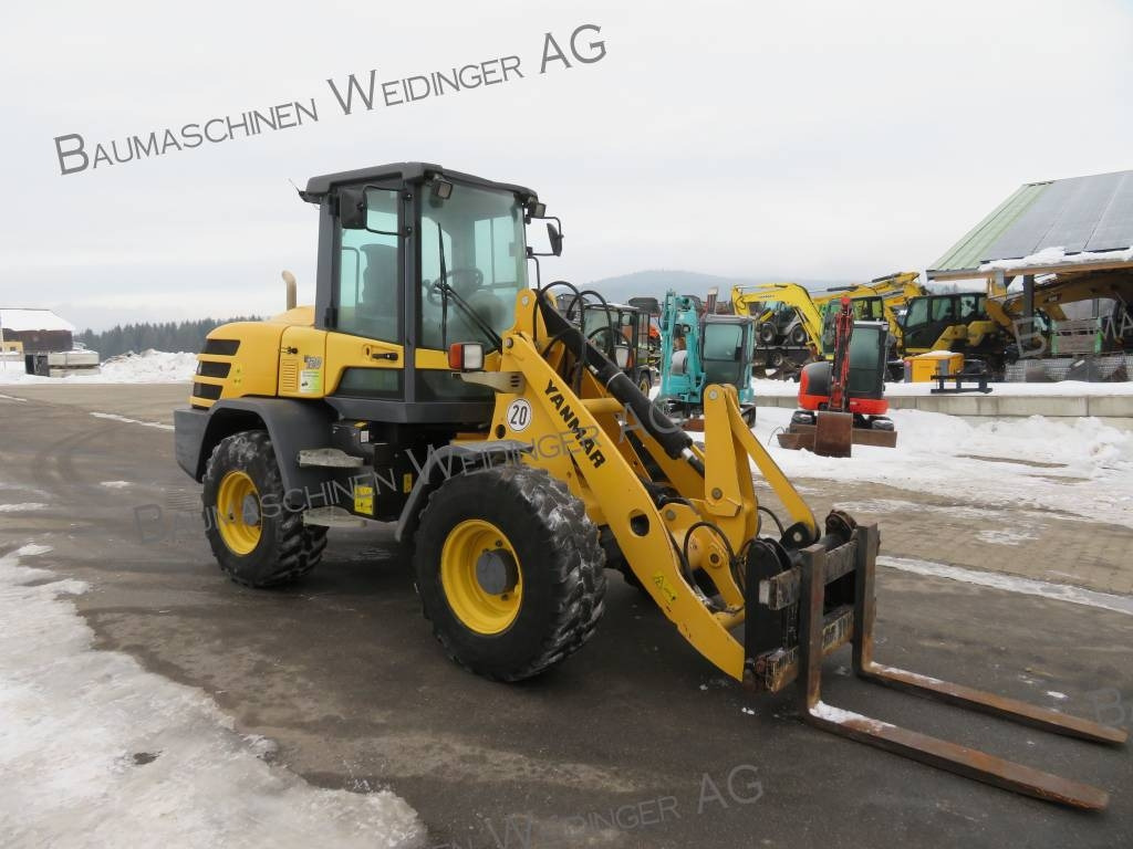 Yanmar V 120 - Wheel loader: picture 1 Yanmar V 120 - Wheel loader: picture 1