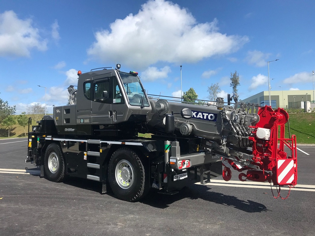 KATO CR-250Rv - 25 Ton City Crane - Mobile crane: picture 1 KATO CR-250Rv - 25 Ton City Crane - Mobile crane: picture 1