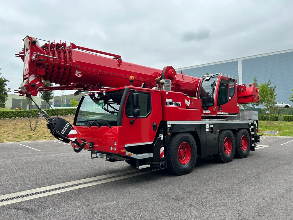 LIEBHERR LTM1060-3.1 - Like New Condition - All terrain crane: picture 5 LIEBHERR LTM1060-3.1 - Like New Condition - All terrain crane: picture 5