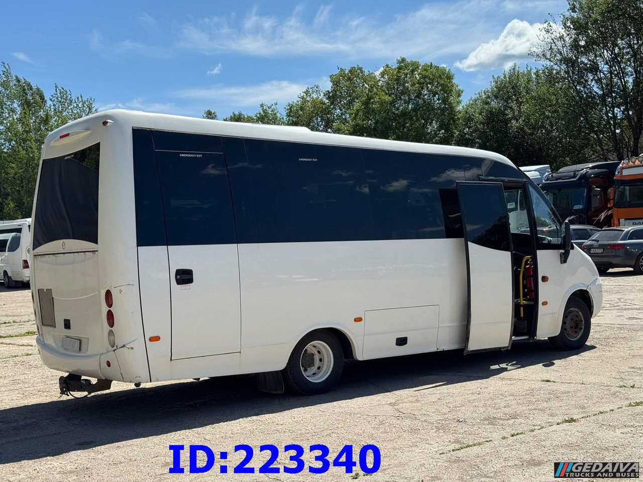 IVECO Wing Euro5 25 places - Coach: picture 4 IVECO Wing Euro5 25 places - Coach: picture 4